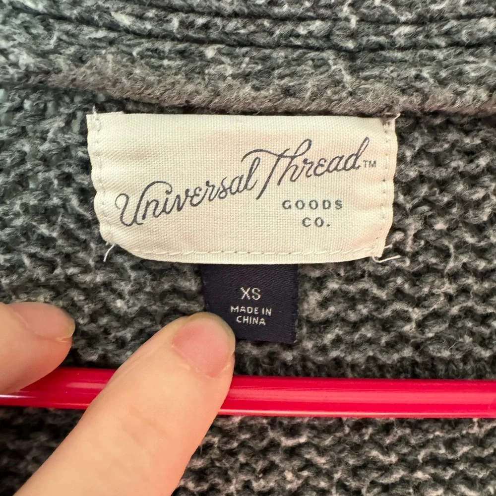 Universal Thread grey knitted cardigan sweater - Picture 3 of 4